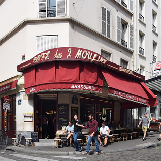 Desayuno en Cafe deux moulins, Paris
