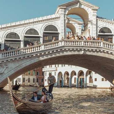 Paseo en góndola en Venecia 