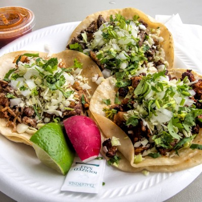 Ir a comer tacos a México