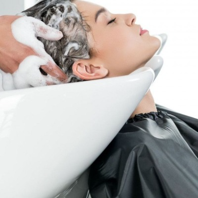 Peluqueria por un año para Yohana