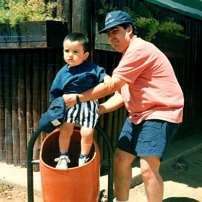 Por más hijos recogidos de la basura